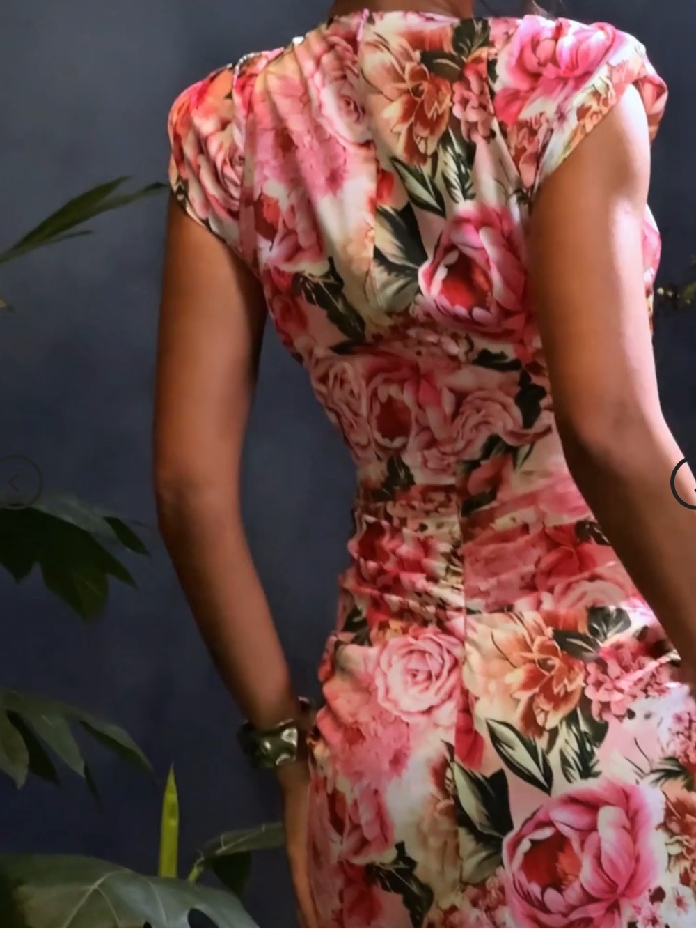 Mew Mews Quinta Deep V Neck Floral Printed Ruched Midi Statement Dress - Picture 9 of 16